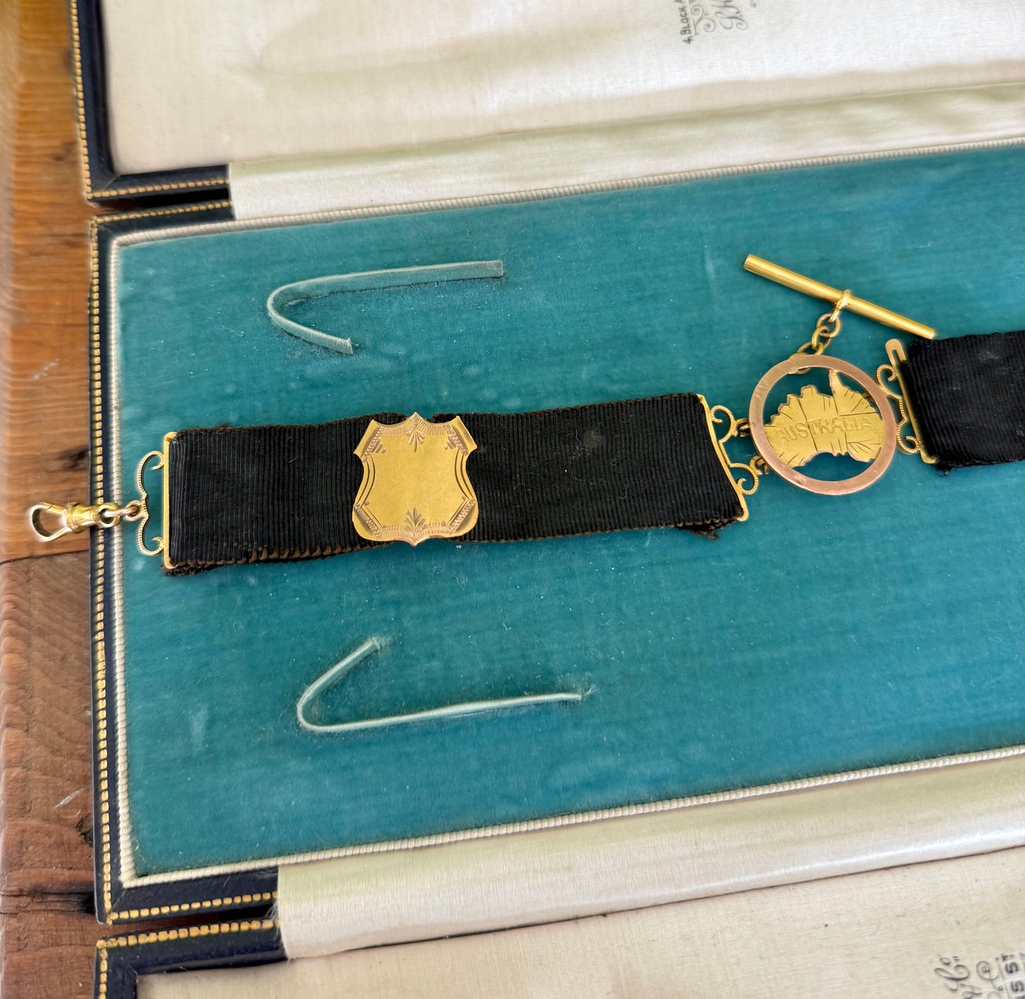 Antique Ribbon Fob | Australian 9ct Gold