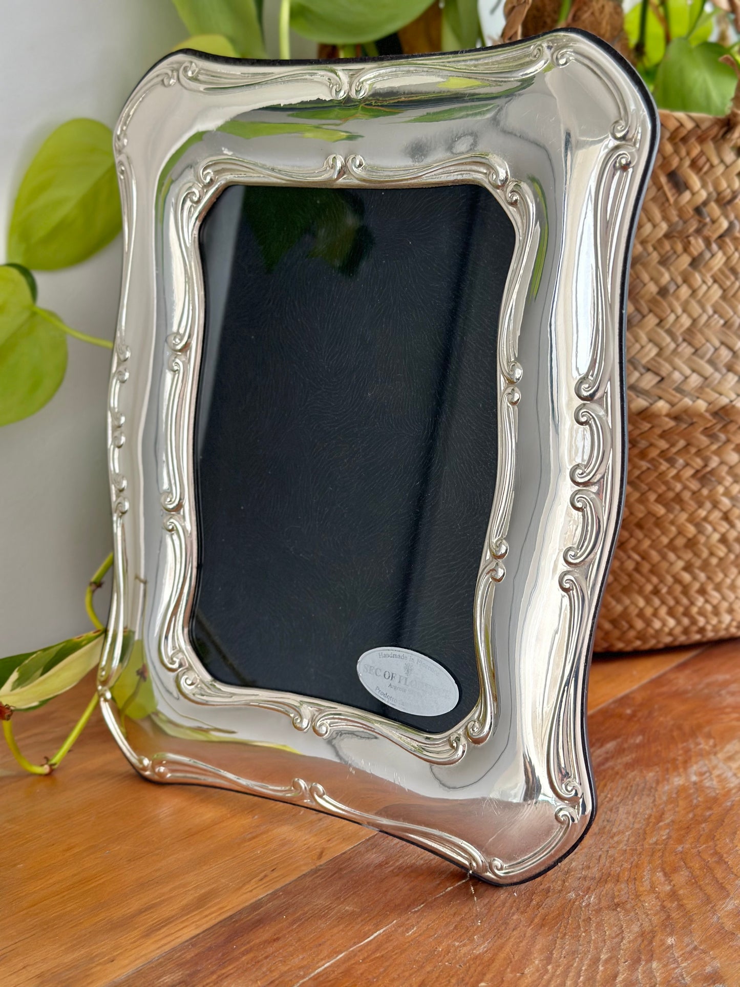 Fine Italian Sterling Silver Repousse Large Photo Frame | Sec of Florence