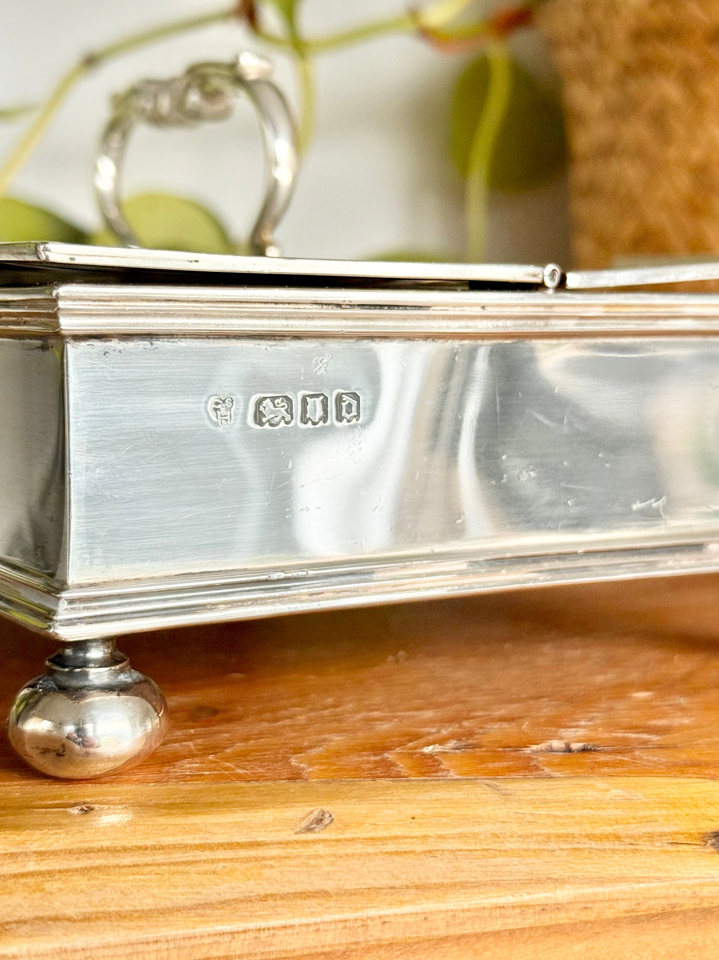 Sterling Silver Hallmarked Treasury Ink Stand | C. S. Harris & Sons Ltd, 1919