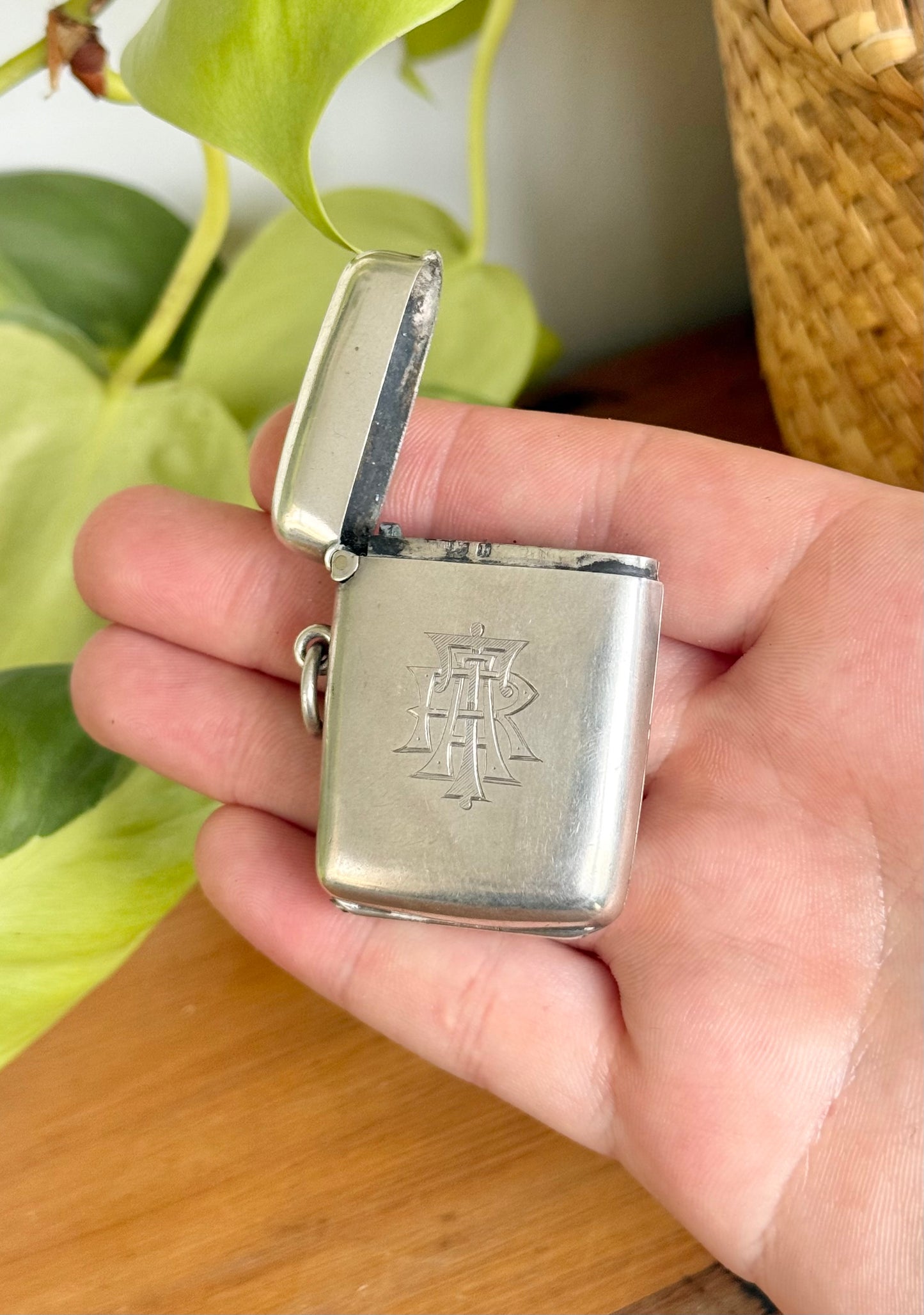 Edwardian Hallmarked Silver Hidden Photo Frame Vesta Case | Birmingham 1901