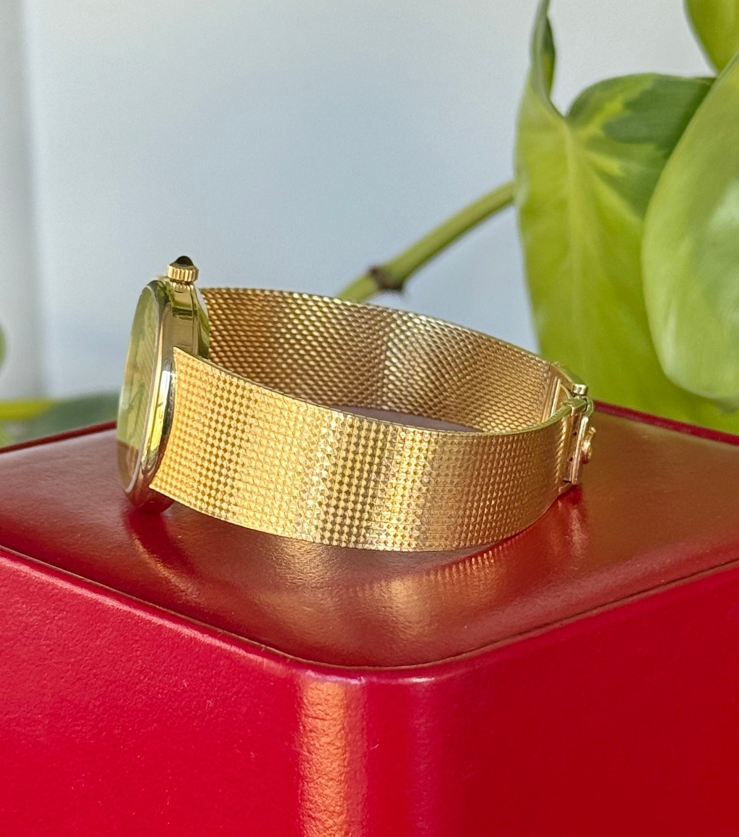 Omega De Ville | Solid 18ct Gold watch and band, vintage 1970’s