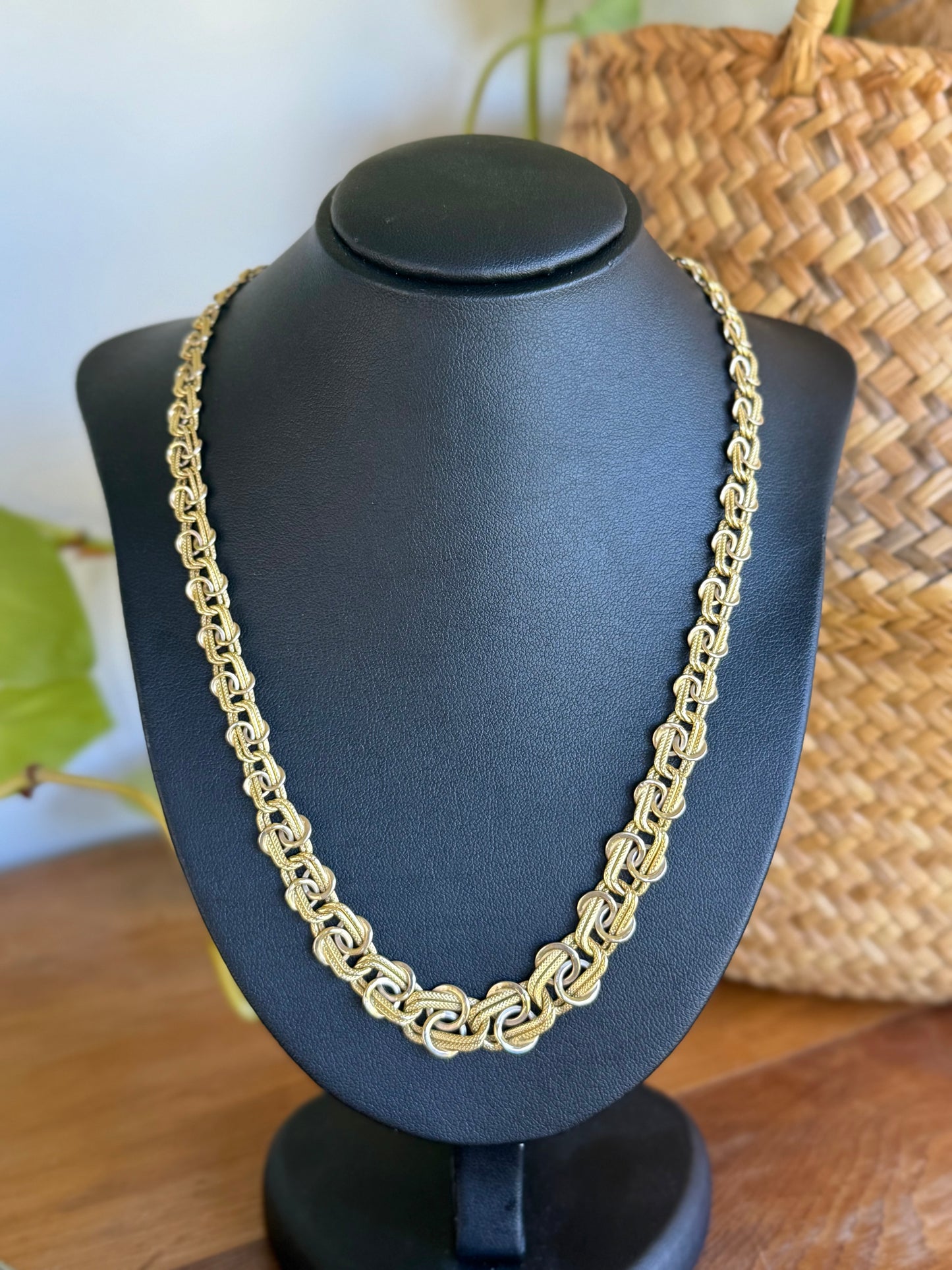 Elegant 18ct Two-Tone Gold Italian Necklace – L’indiána Fancy Link Design