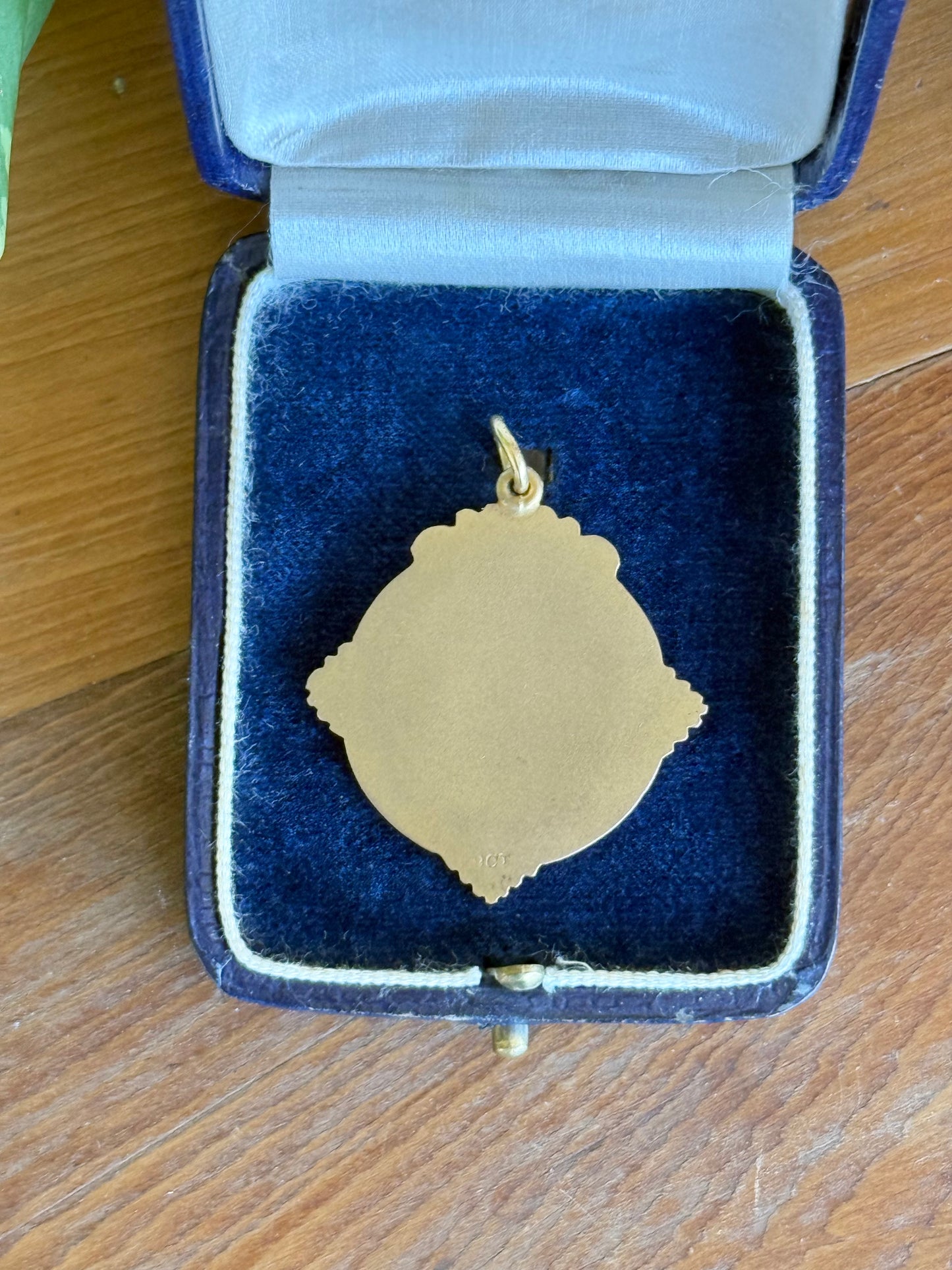 9ct Gold Fob Medallion, Pendant | Australian Circa 1950’s