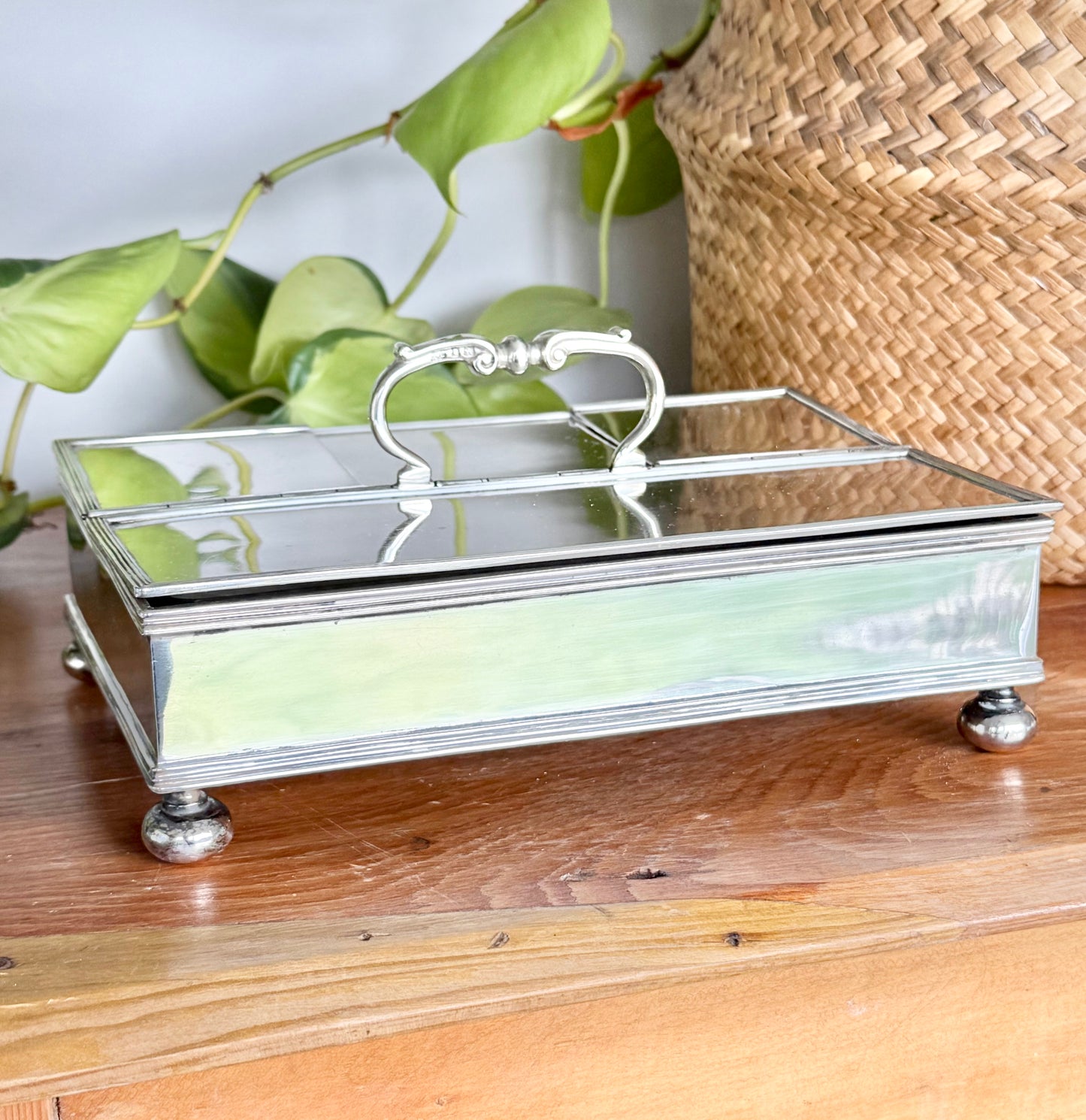 Sterling Silver Hallmarked Treasury Ink Stand | C. S. Harris & Sons Ltd, 1919