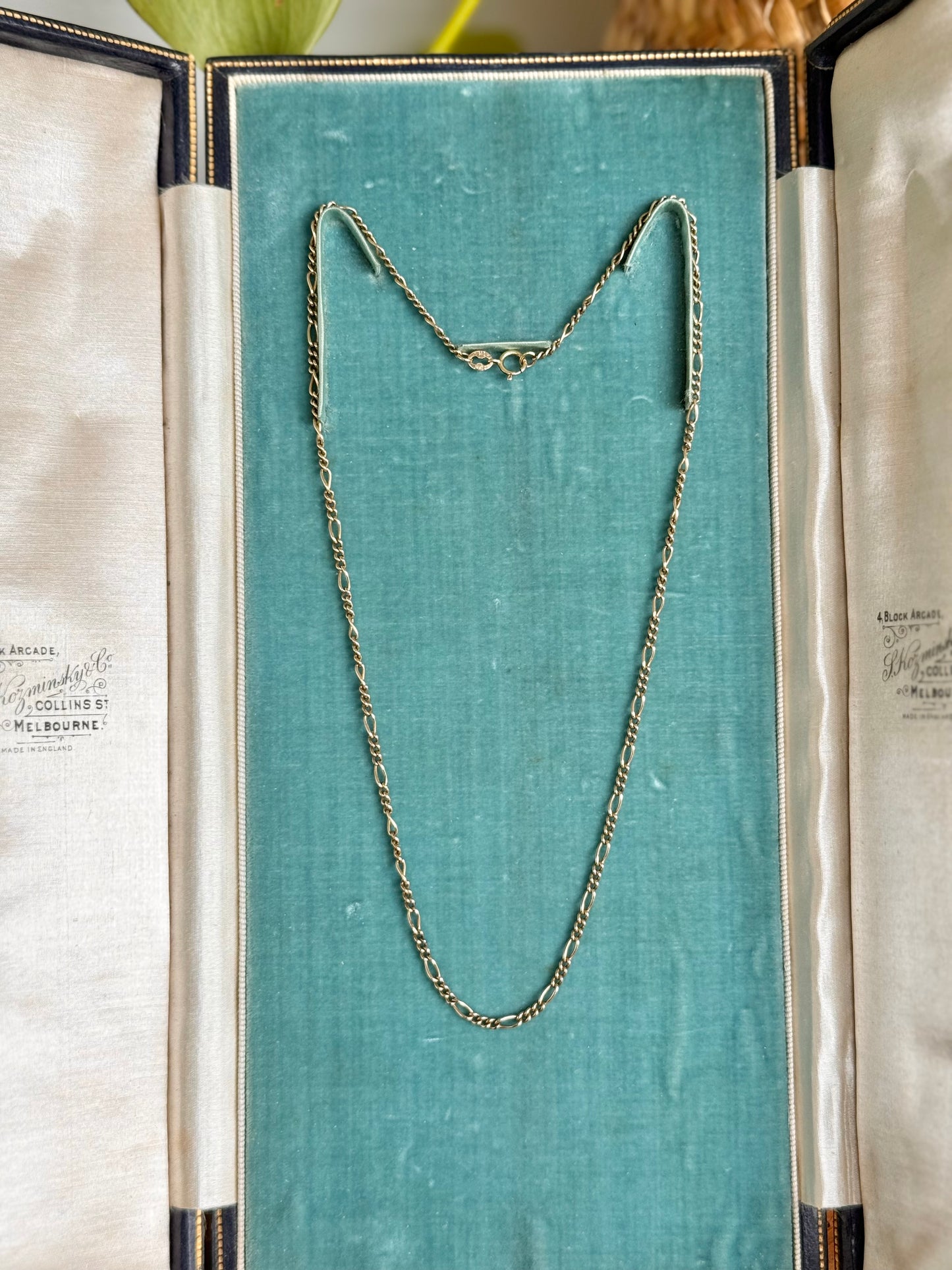 9ct Yellow Gold Figaro Chain | 400mm Vintage Classic
