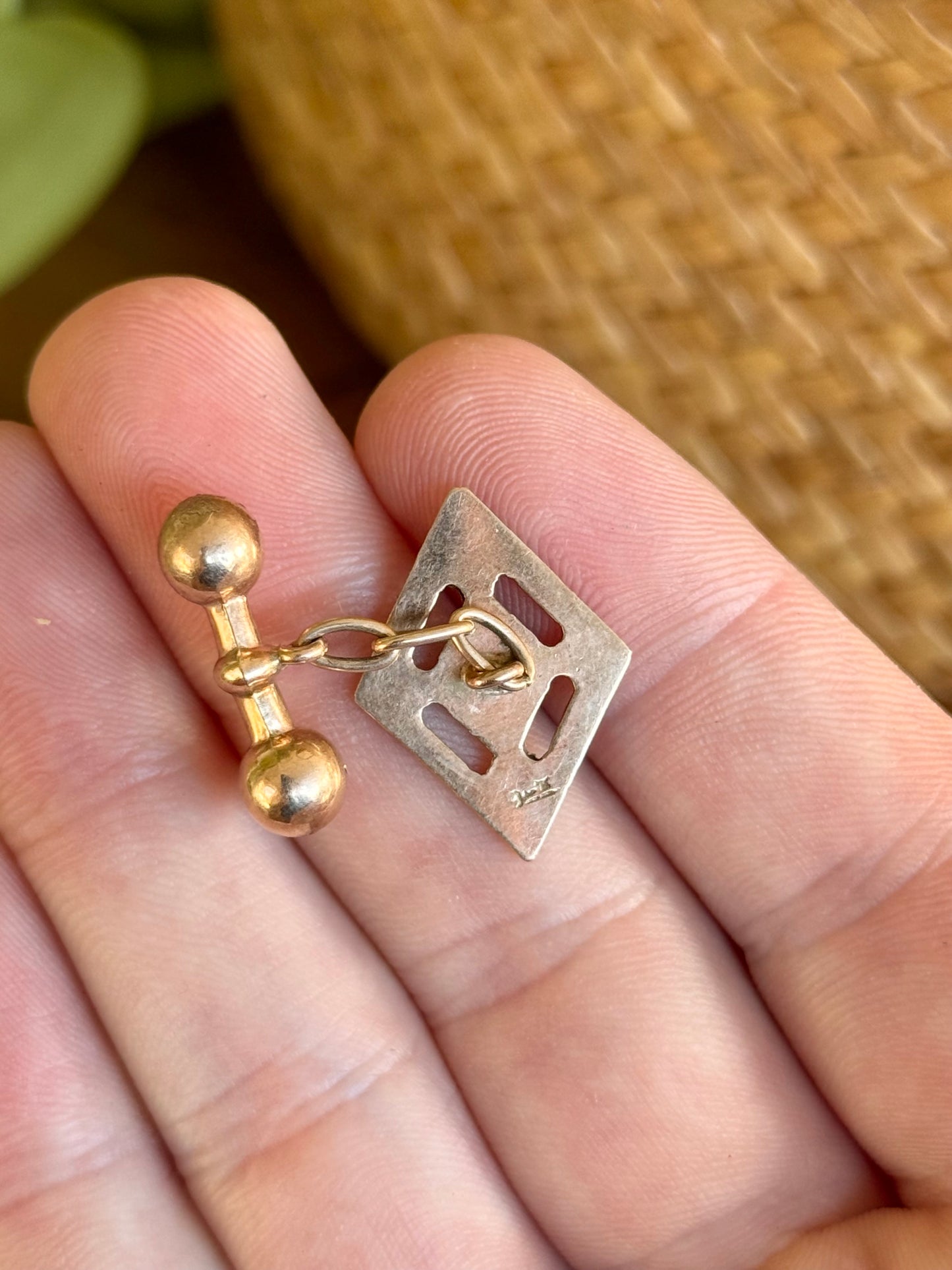 9ct Gold Diamond-Shaped Cufflinks | Circa 1940s Australian