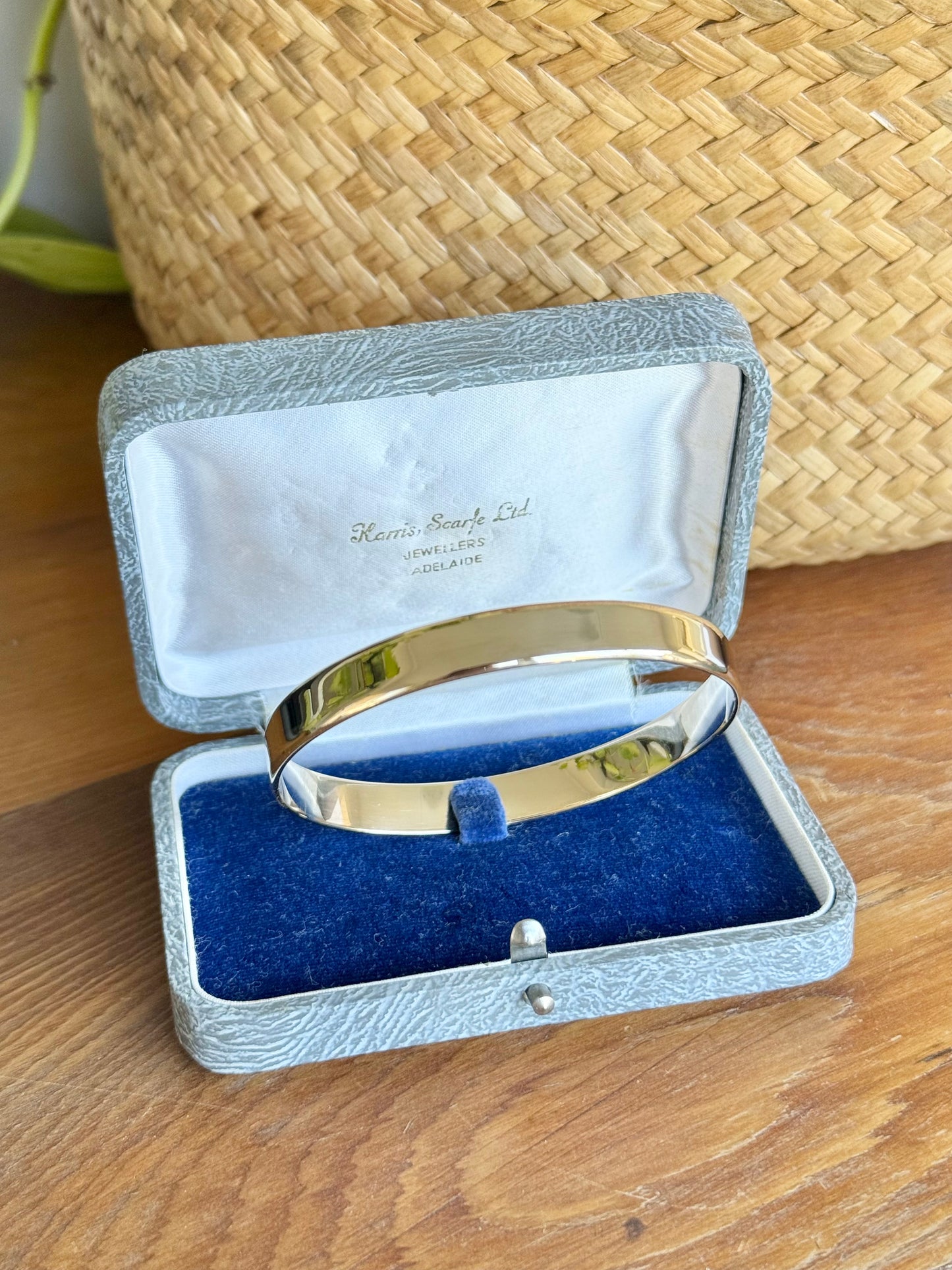 Elegant Solid 9ct Gold Bangle | Substantial & Timeless