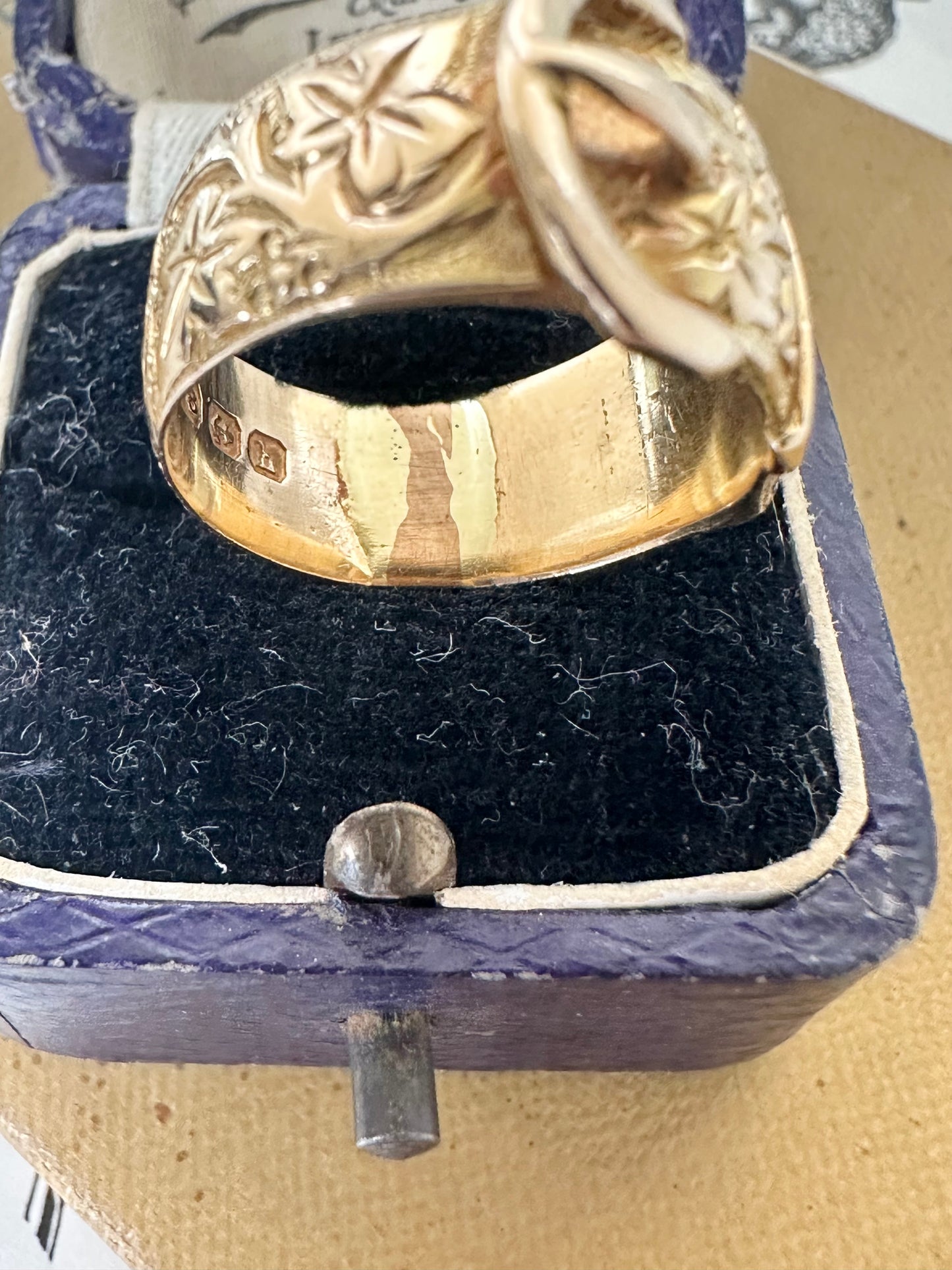 18ct Solid Buckle Ring | Antique, Hand Engraved