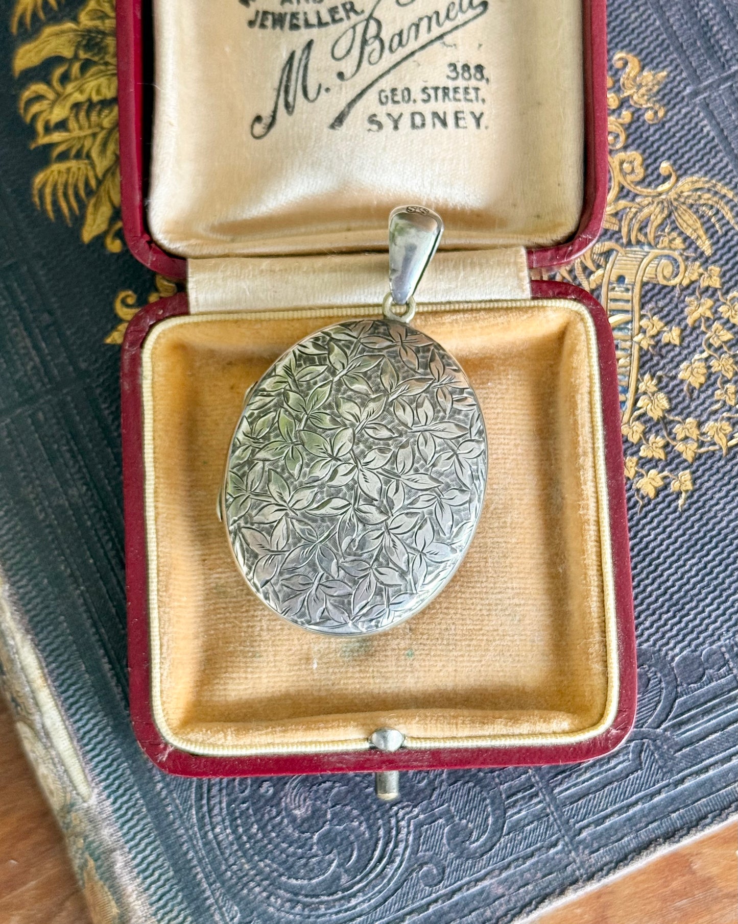 Large Victorian Floral Sterling Silver Locket | 1890’s Australian