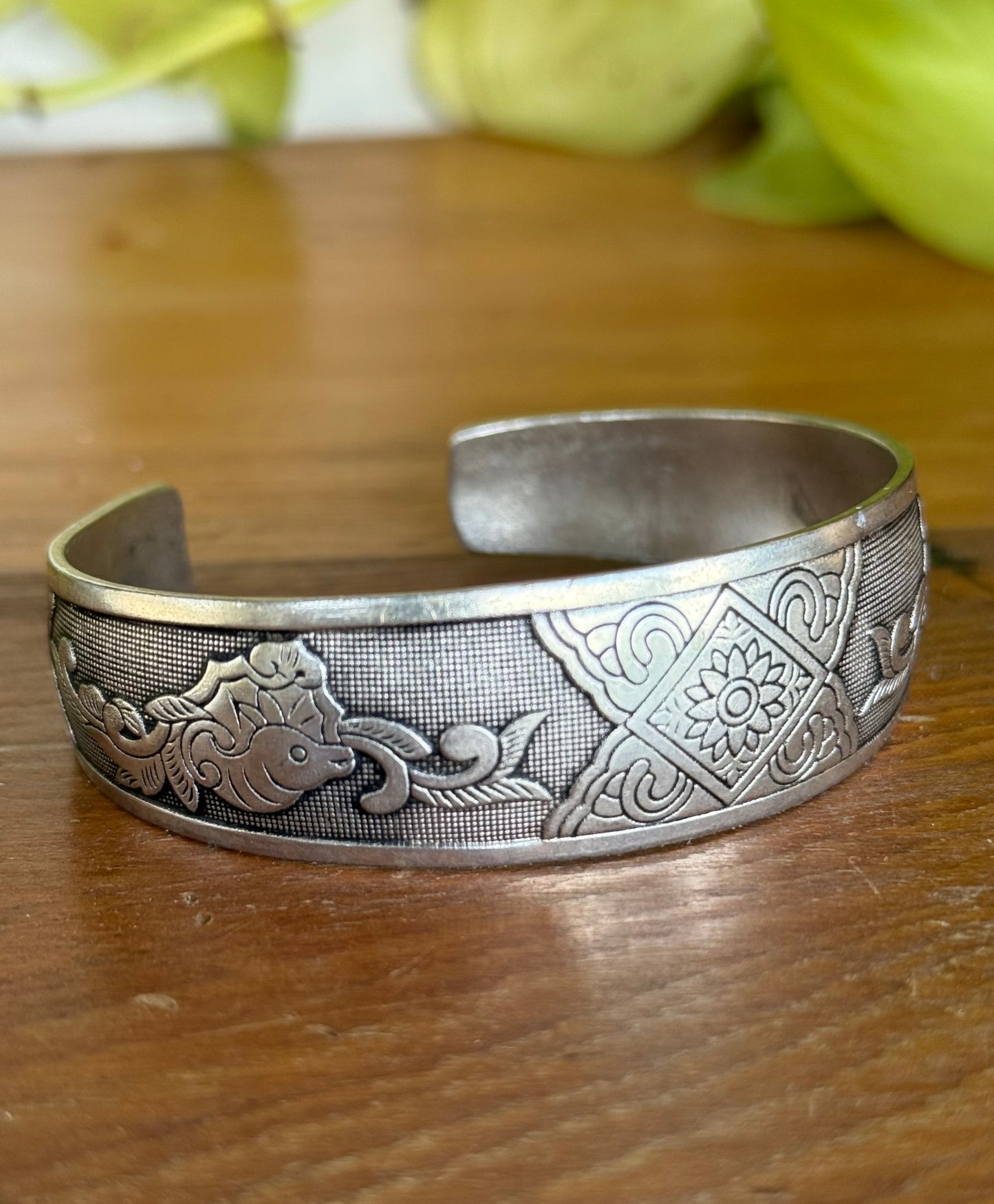 Modern Sterling Silver Chinese Bangle | Decorative Motifs | 7cm Diameter | Medium Fit