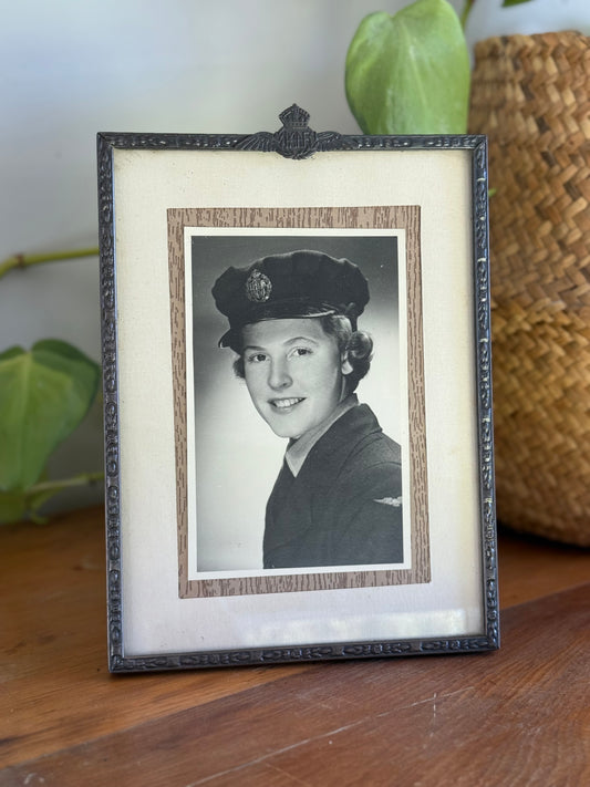 WW2 Australian RAAF Sweetheart Frame | Soldier Photo | Excellent Condition | Collectable