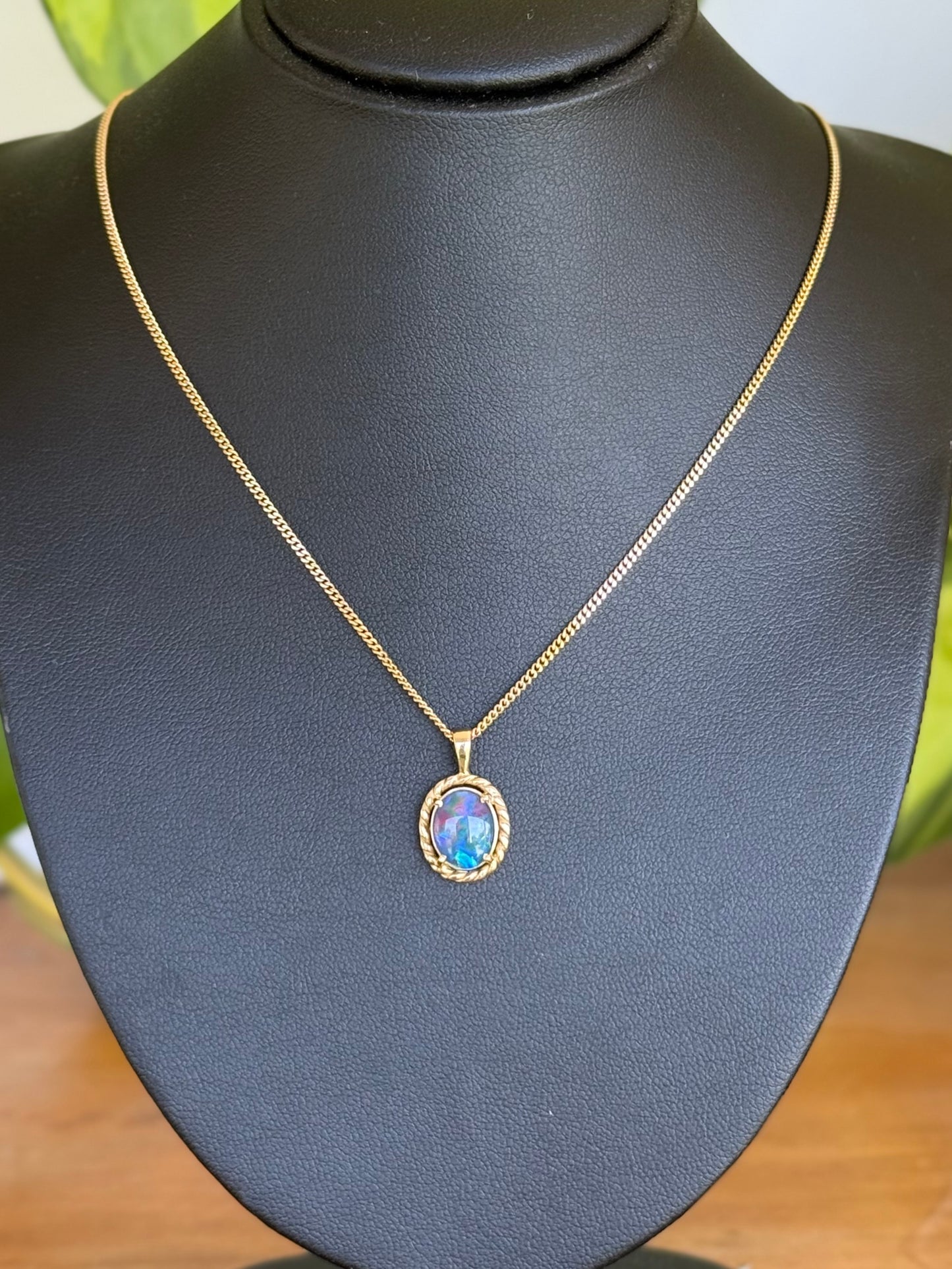9ct Gold Opal Triplet Pendant with 9ct Gold Chain – 550mm