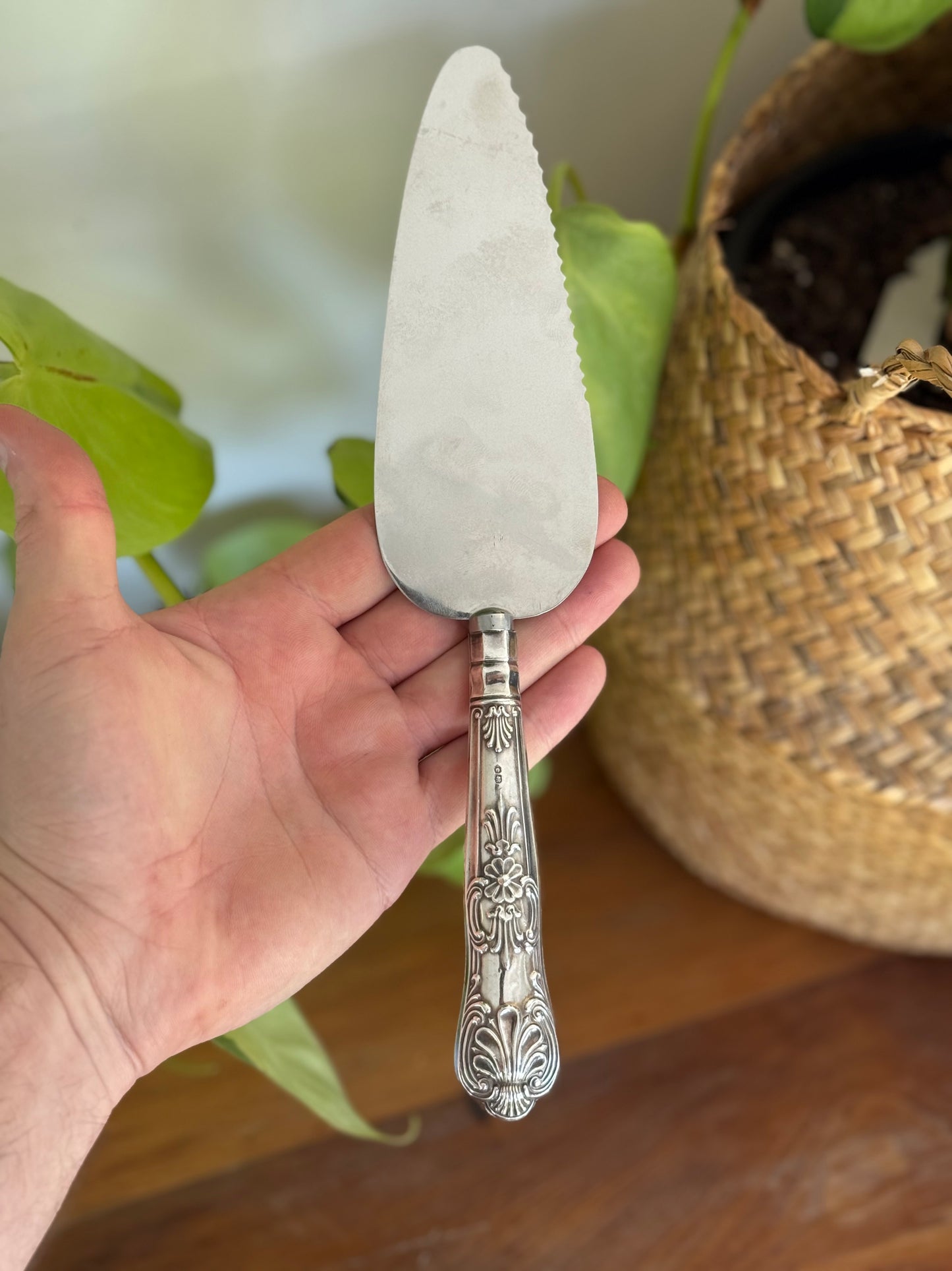 1938 Sheffield Sterling Silver Handle Cake Slice