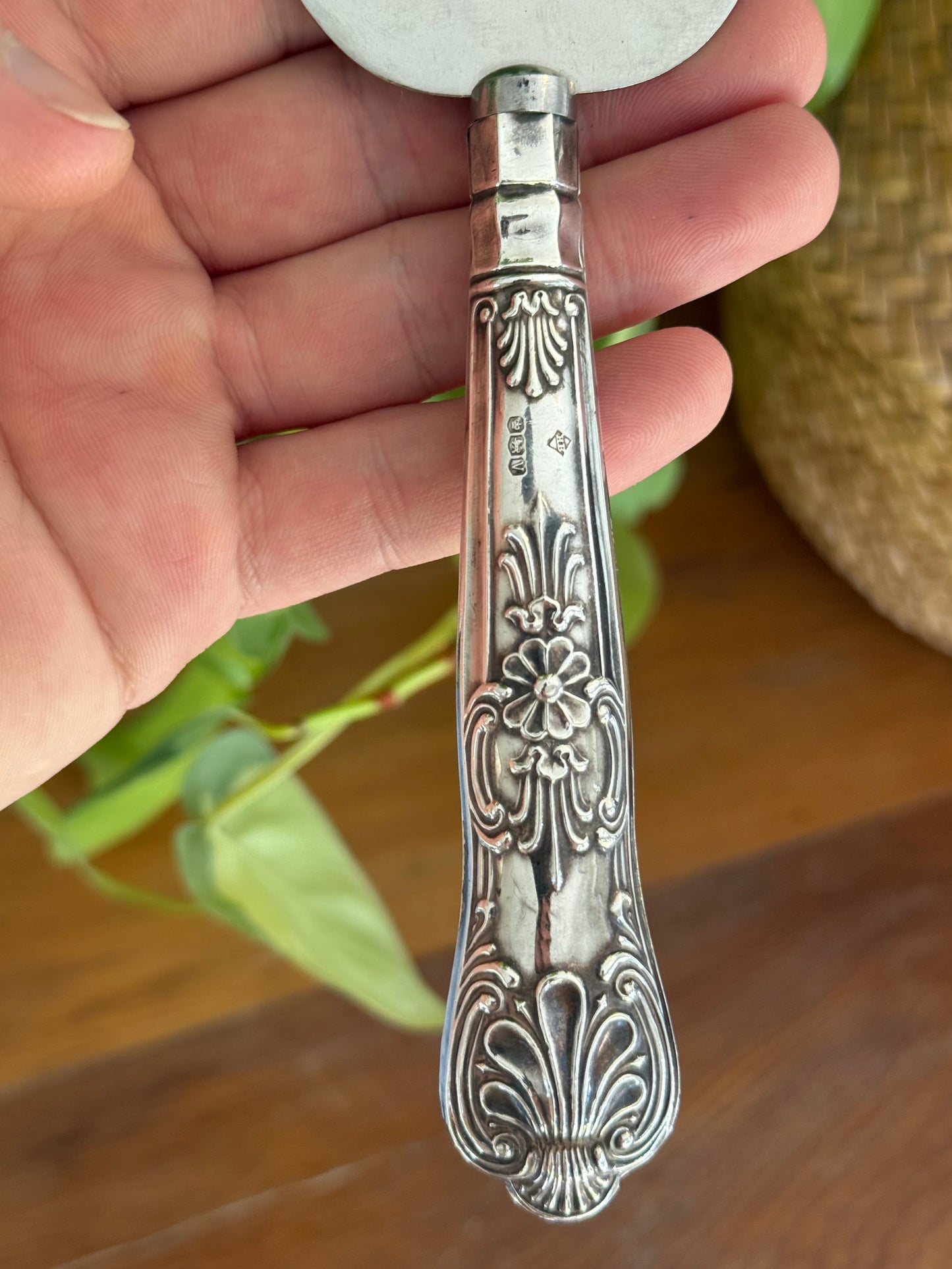 1938 Sheffield Sterling Silver Handle Cake Slice