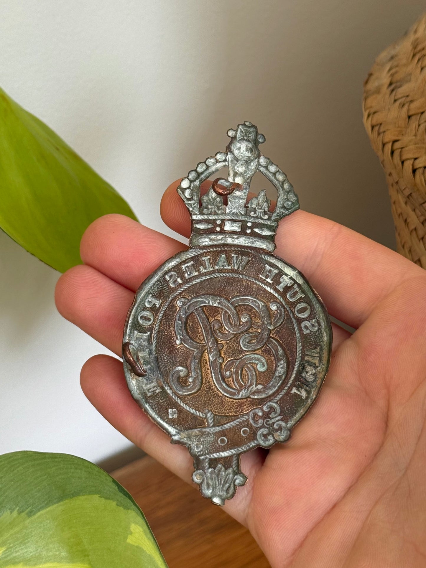 NSW Police Helmet Badge – King Edward VIII “E.R.” (Circa 1936)