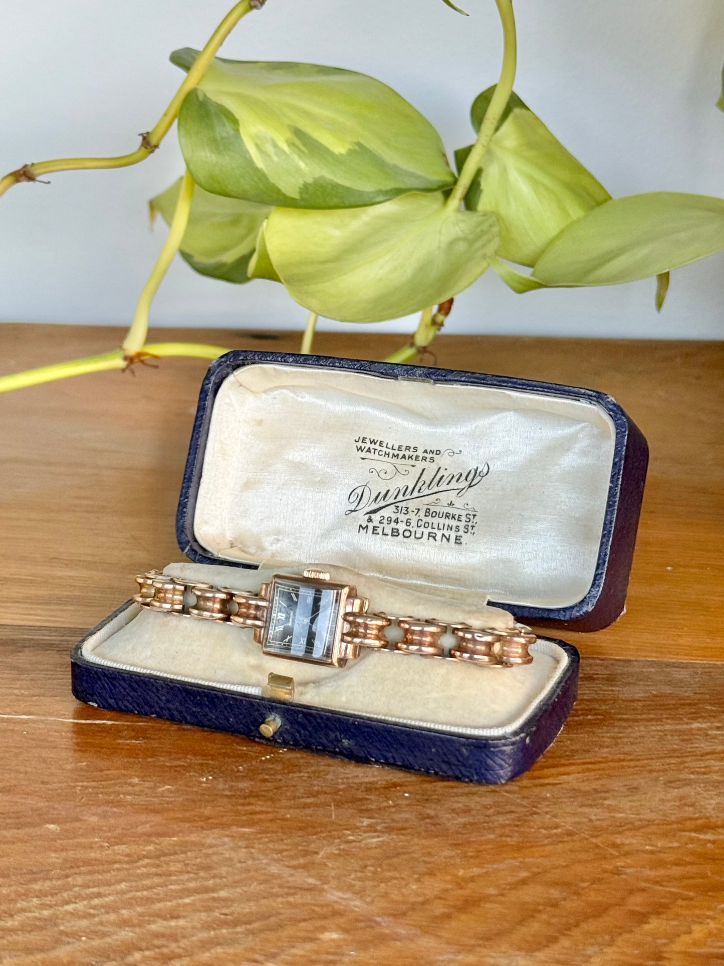 9ct Gold Woman’s Watch & Bracelet | Dunklings Australia 1940’s