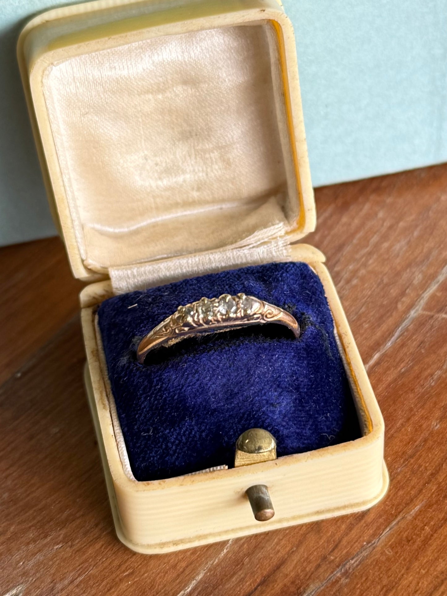Victorian 18ct Gold Five Diamond Ring with Scroll-Engraved Setting