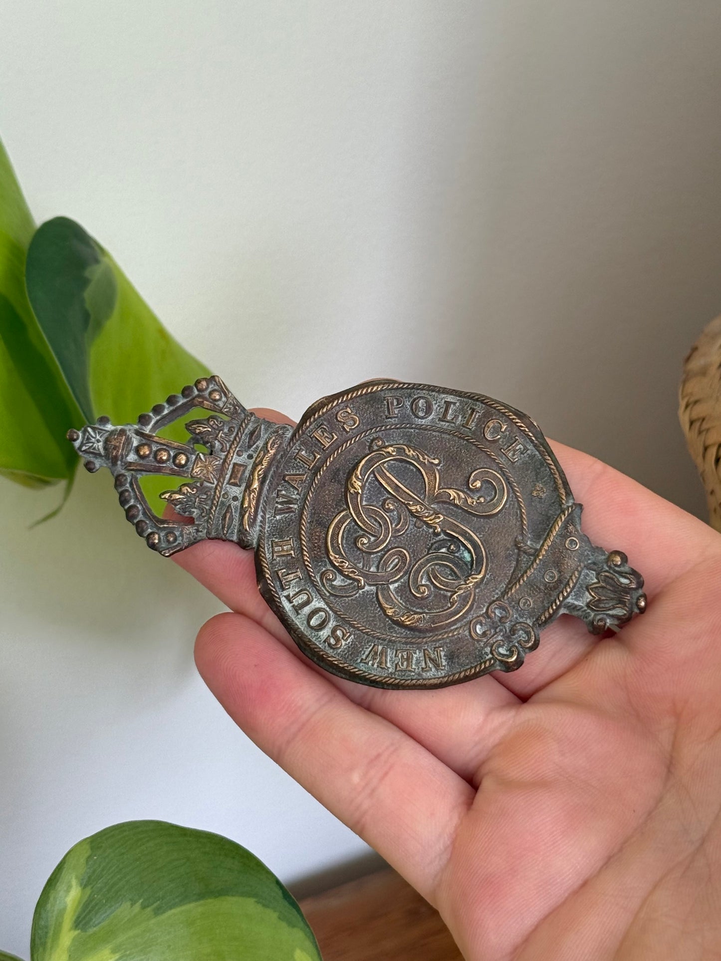 NSW Police Helmet Badge – King Edward VIII “E.R.” (Circa 1936)