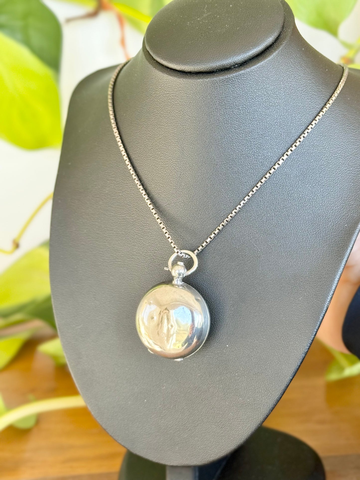 Hallmarked Silver Full Sovereign Case | Pendant Charm 1909 Birmingham