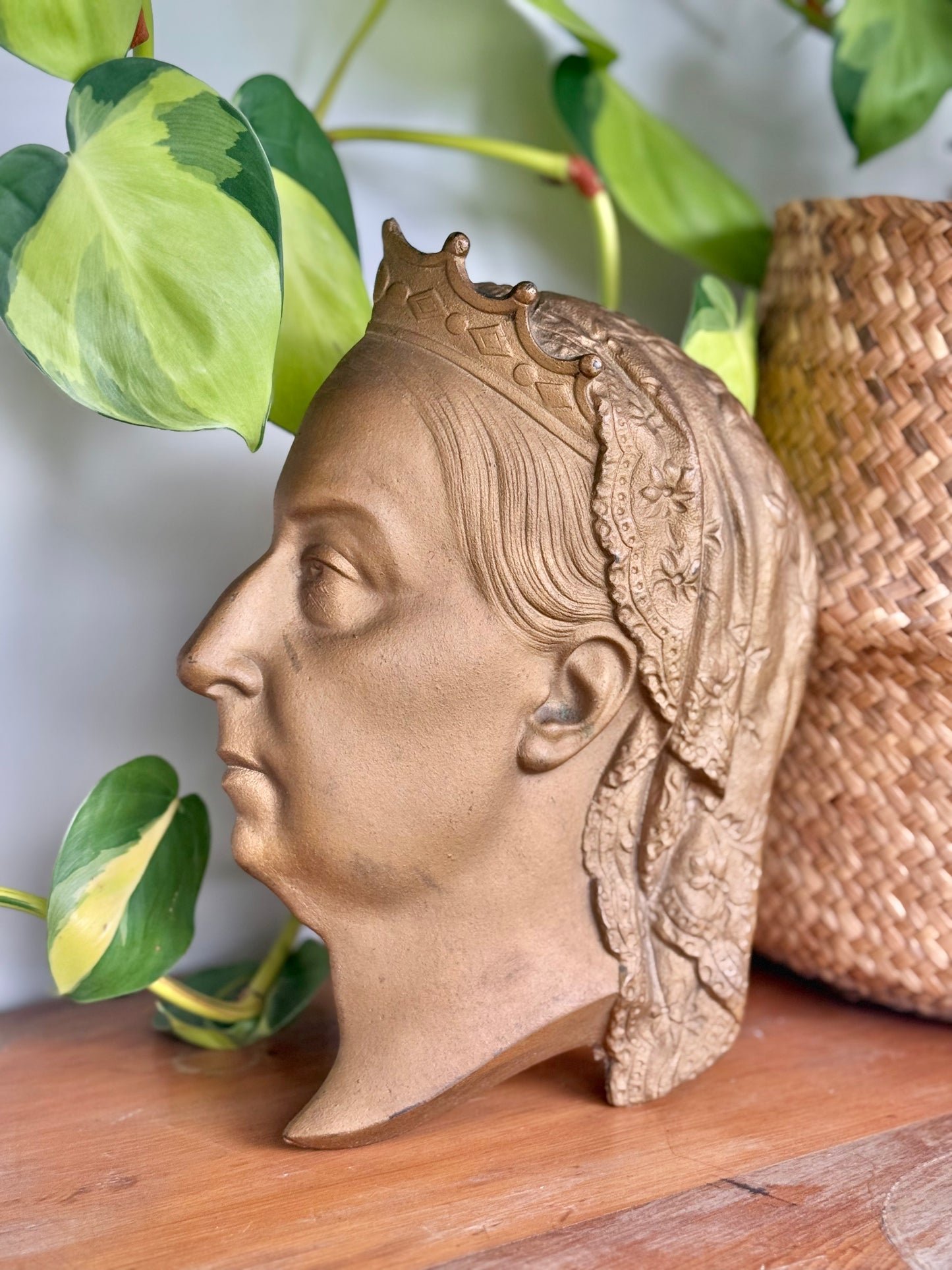 Queen Victoria Diamond Jubilee Wall Plaque | A. Kendrick & Sons, 1897 Cast Iron