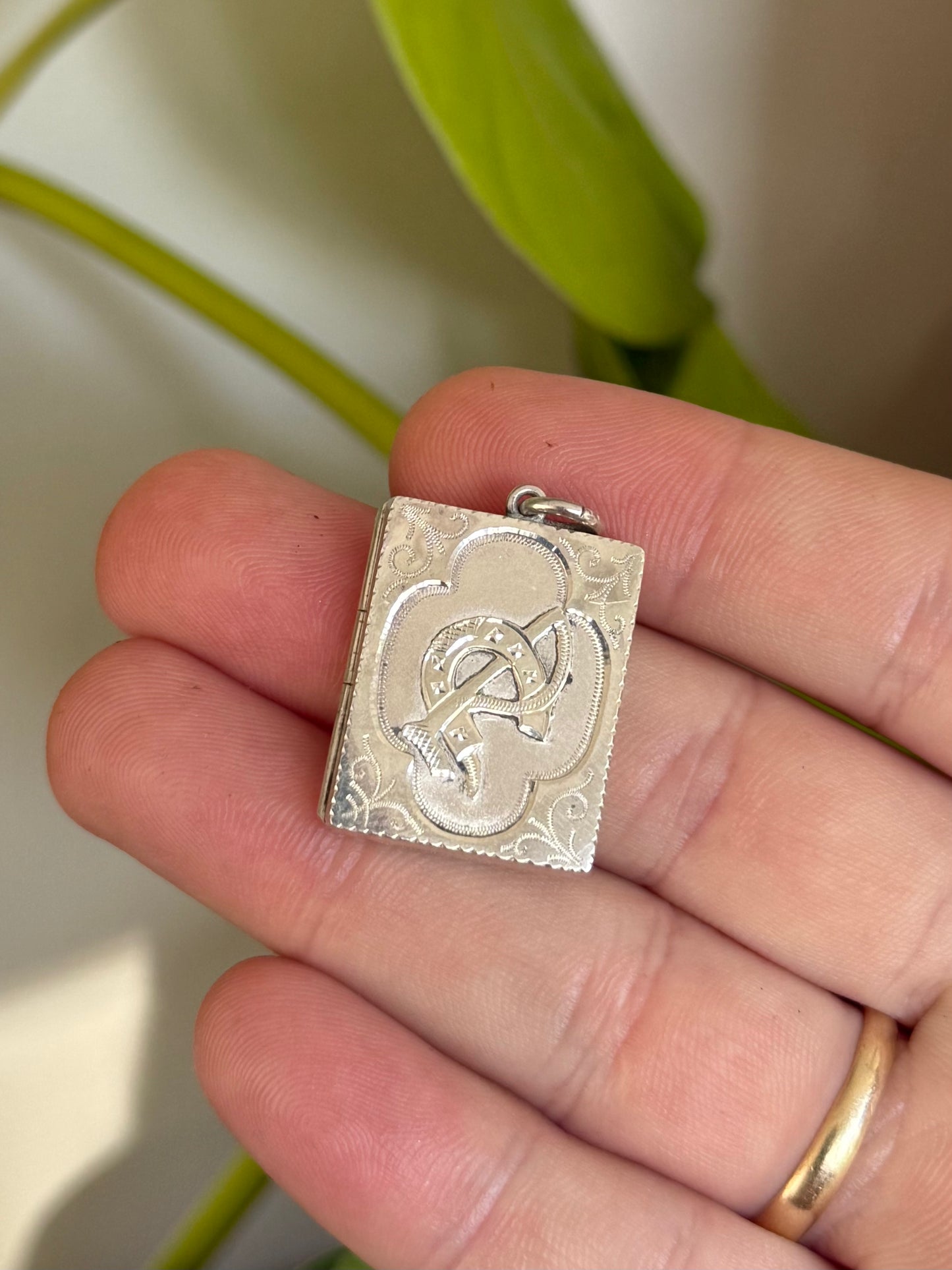 Antique 1904 Sterling Silver Horseshoe & Whip Locket – Engraved Book-Style