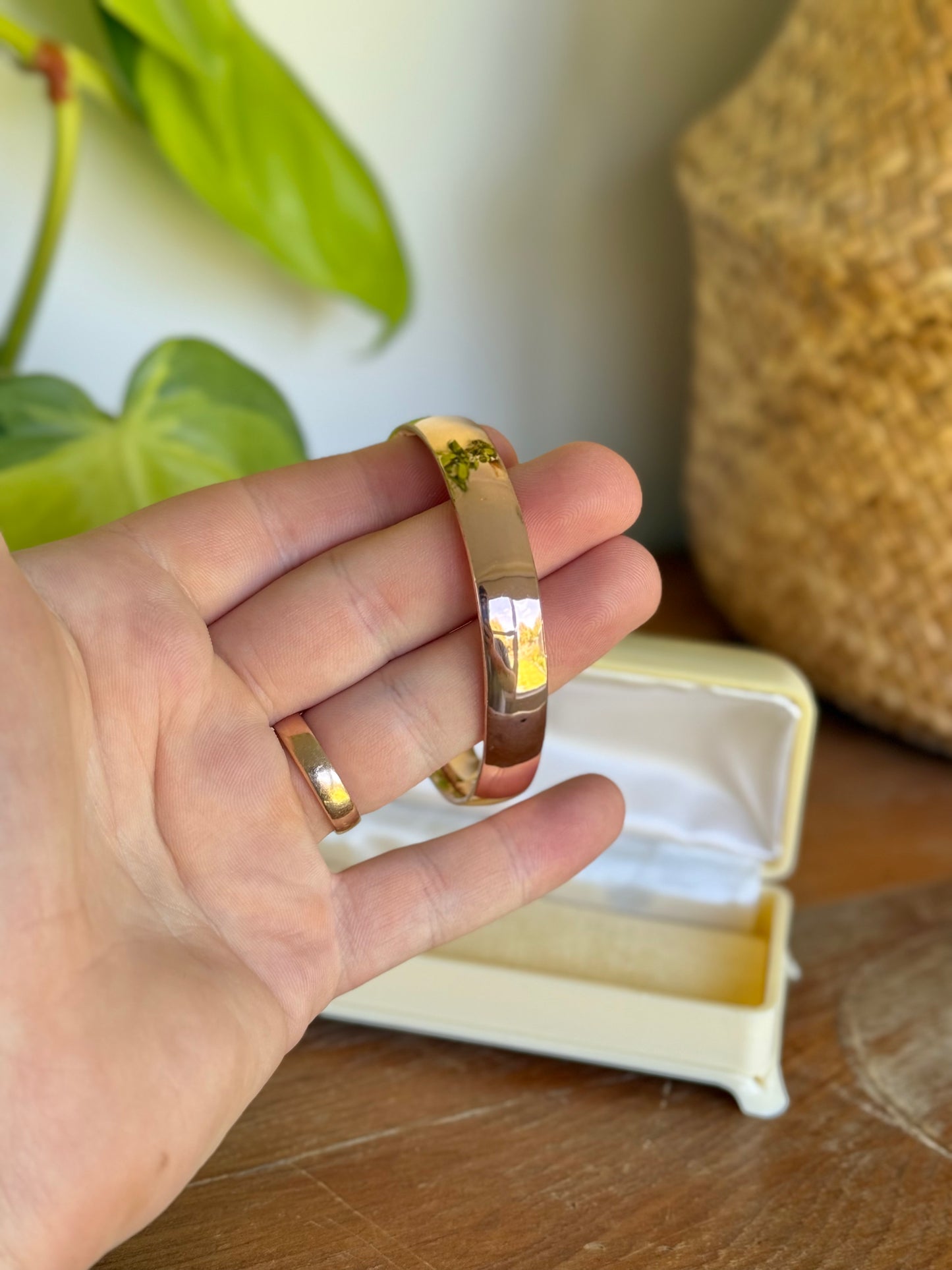 Vintage 9ct Rose Gold Silver-Filled Bangle – Bold 10mm Wide Design