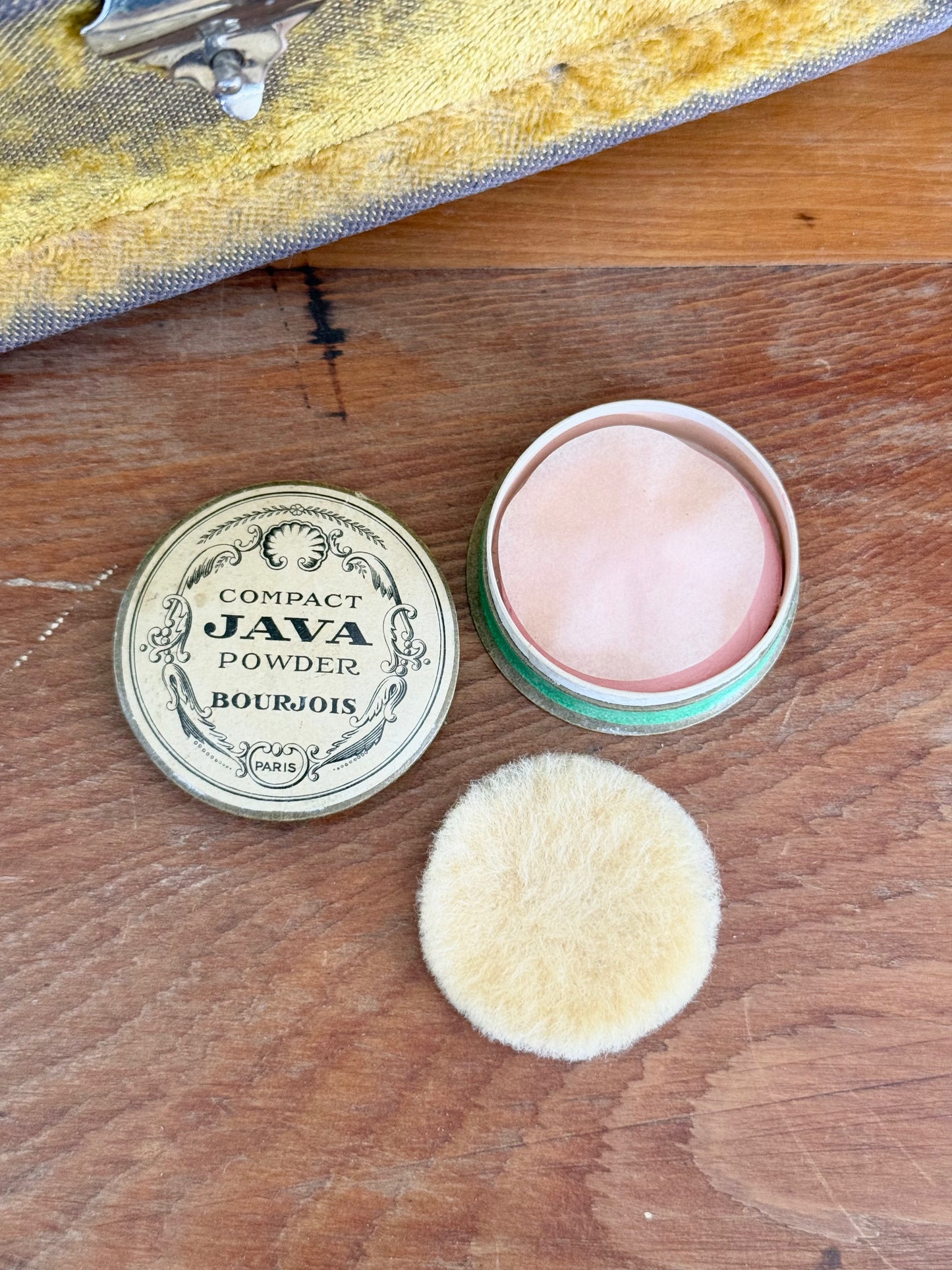 Bourjois Paris "Java Powder" Compact